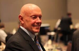 Remembering Dr. Stephen Covey: A Legacy of Leadership and Respect