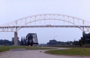 Data vs. Facts – Bridge Wait Times & Hourly Rounding